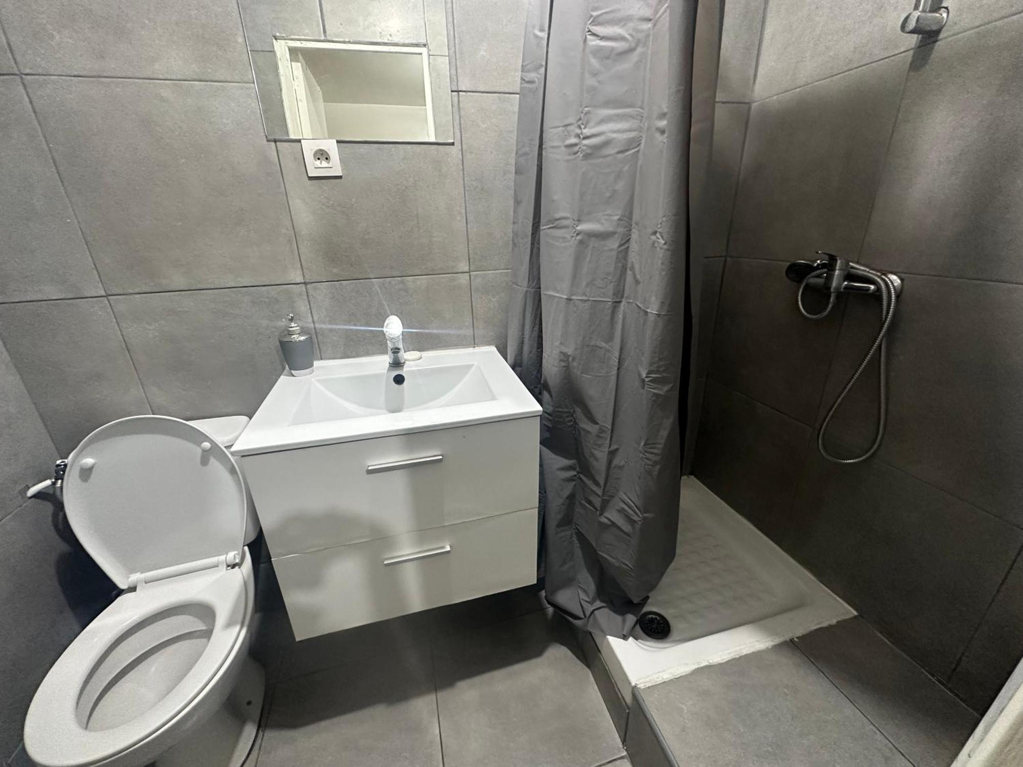 Appartement Jolie Clichy ภายนอก รูปภาพ